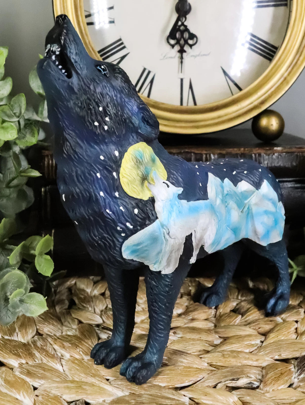 Starry Nights Native Tribal Howling Wolf Totem Spirit Figurine Collection 6.25"L