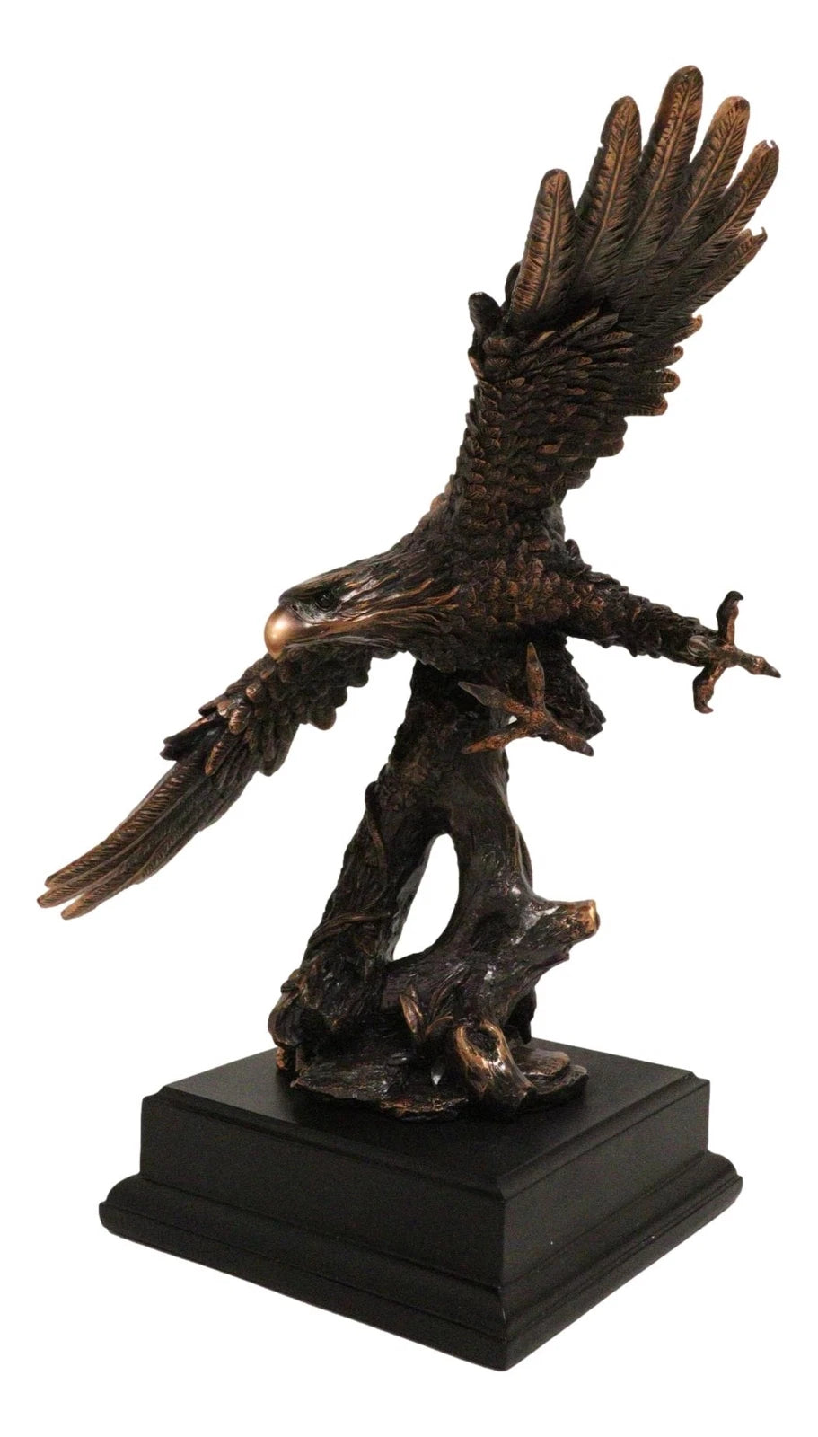 Figura de resina galvanizada de bronce de un águila calva americana volando con las alas abiertas-2