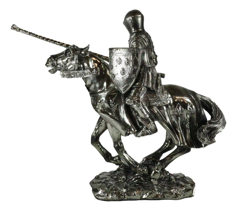 Estatua de caballero en armadura medieval en justas a caballo Torneo medieval-5