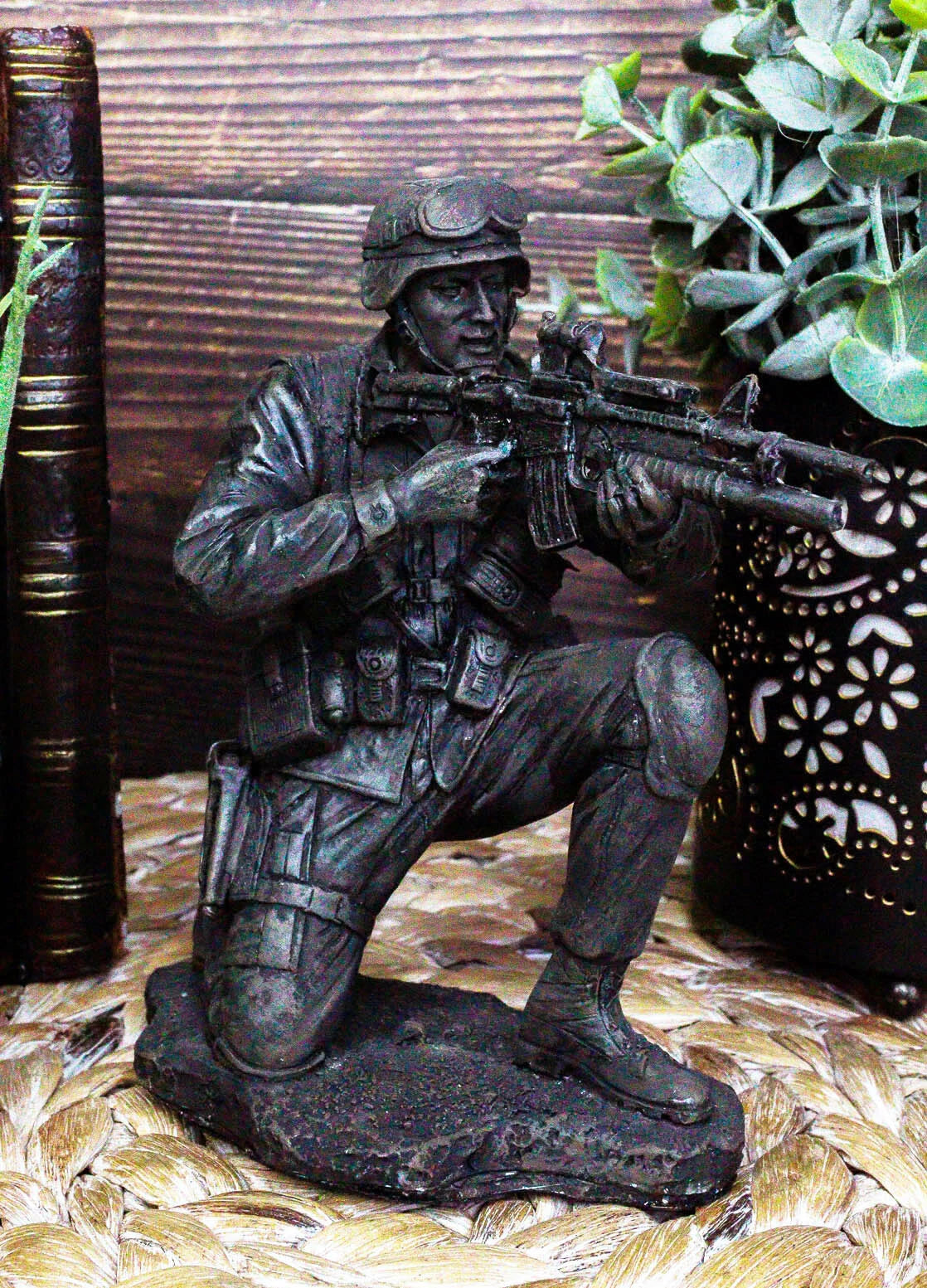 Military Soldier Kneeling and Taking Aim Statue 5.5" Tall Marine Figurine