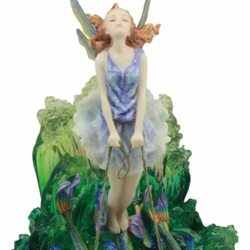Estatua de pared de Josephine, el sueño del surfista, hada del océano montando un carro de peces arcoíris-7