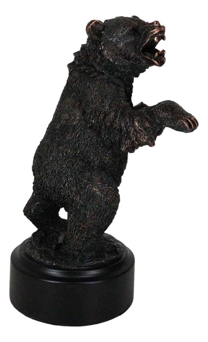 Estatua decorativa de resina galvanizada de bronce rugiente de oso negro occidental sobre sus patas traseras-5