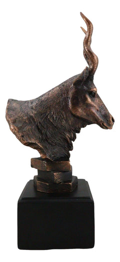 Estatua rústica de antílope kudu africano con acabado galvanizado en bronce y base.-7