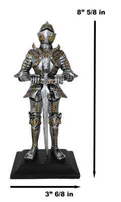 Medieval Swordsman Knight Figurine Suit of Armor Northern Star Coat Of Arms-6