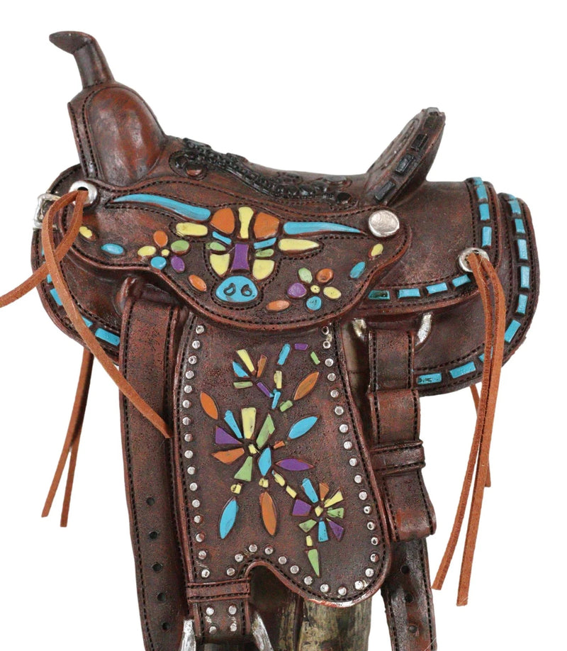 Figura de vaquero de cuero sintético estilo rústico occidental con diseño de vaca de cuernos largos-8