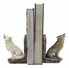 Wardens Of The North Howling Gray And White Wolves Bookends Wolf Figurine Set-4