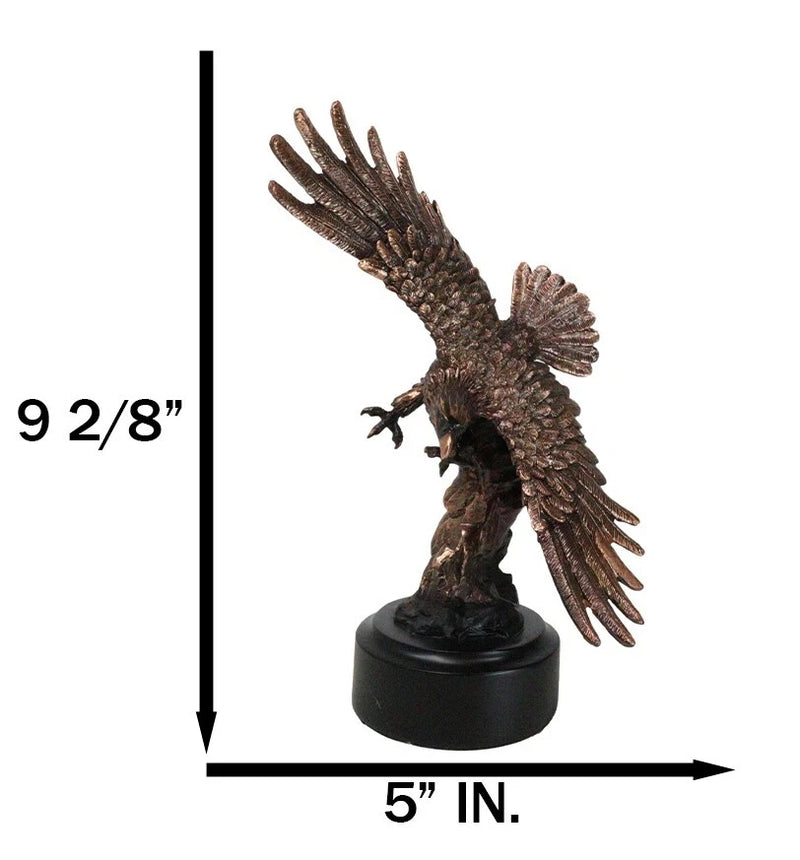 Figura de bronce galvanizado con base de águila en vuelo de Alas de Gloria-8