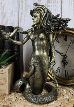 Greek Goddess The Temptation Of Medusa Statue Luring Gorgon's Gaze Figurine-3