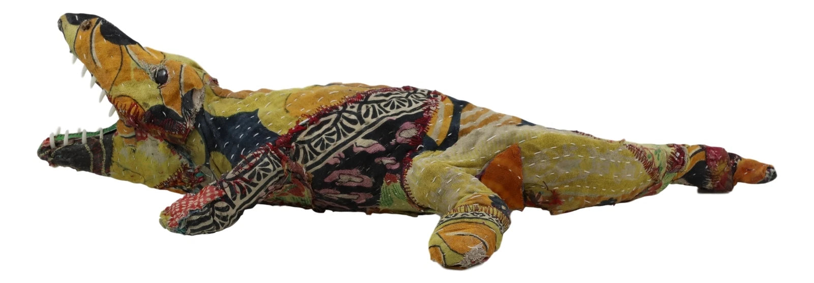 Figura de caimán de River Creek hecha a mano en papel maché con tela sari colorida-3
