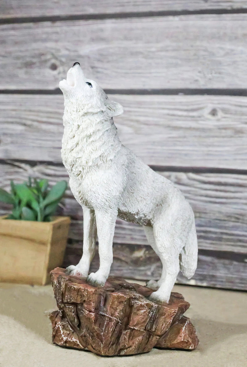 Woodlands Wildlife Mystical Alpha Gray Wolf Howling to The Moon Figurine Decor-1