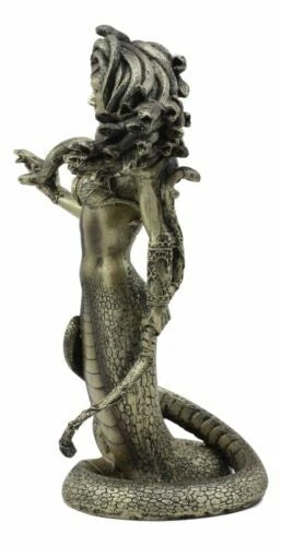 Greek Goddess The Temptation Of Medusa Statue Luring Gorgon's Gaze Figurine-4