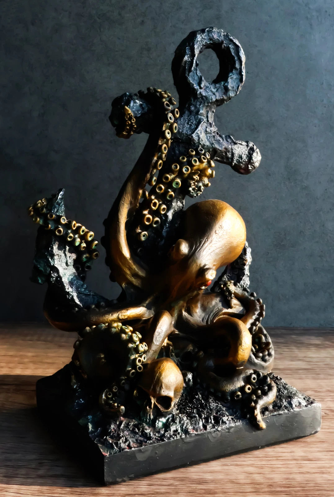 Giant Deep Sea Octopus Kraken Hauling Anchor Decorative Paperweight Figurine-6