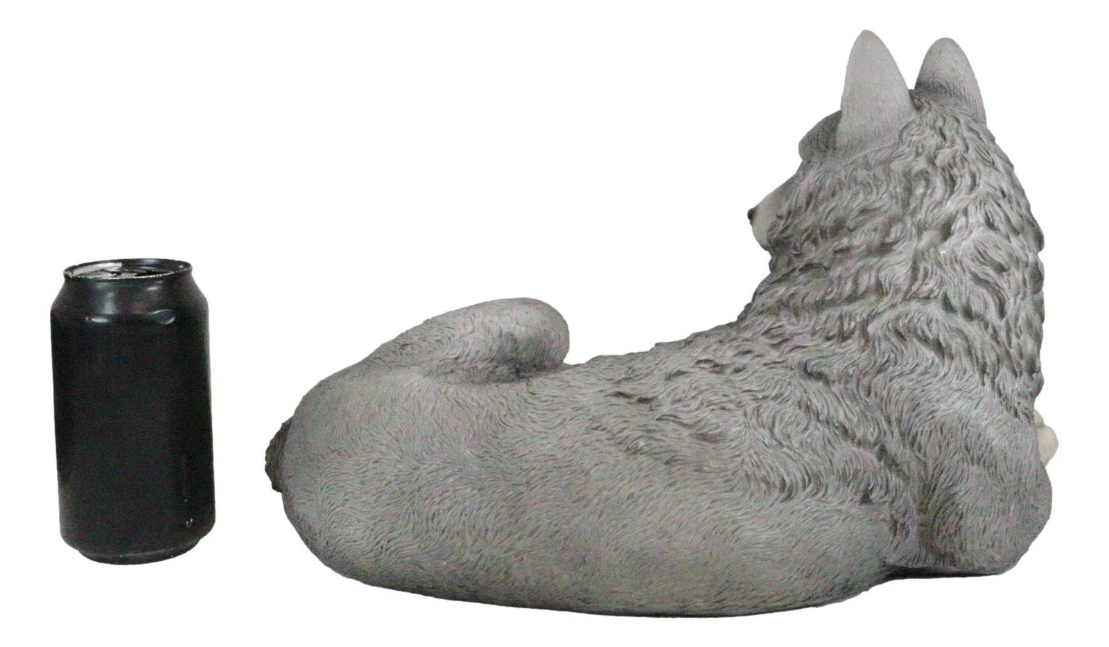 Figura decorativa de lobo solitario gris sabio descansando, paquete de Timberwolves-5