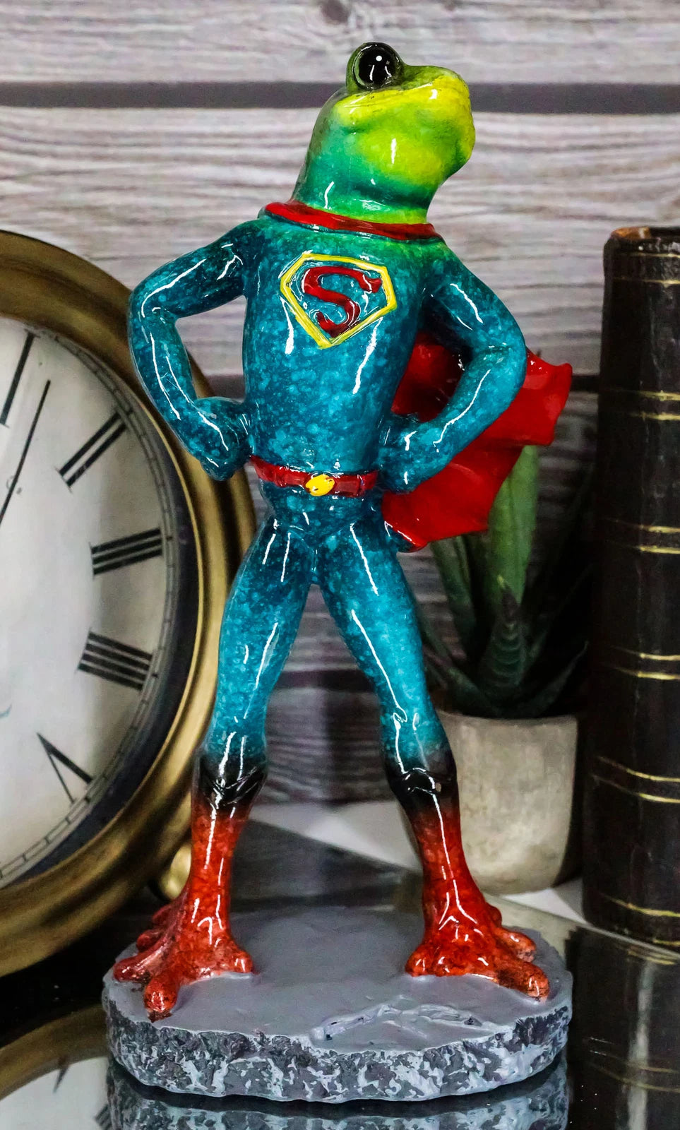 Superhero Frog Superman Statue 8"Tall Animated Frog Decor-7