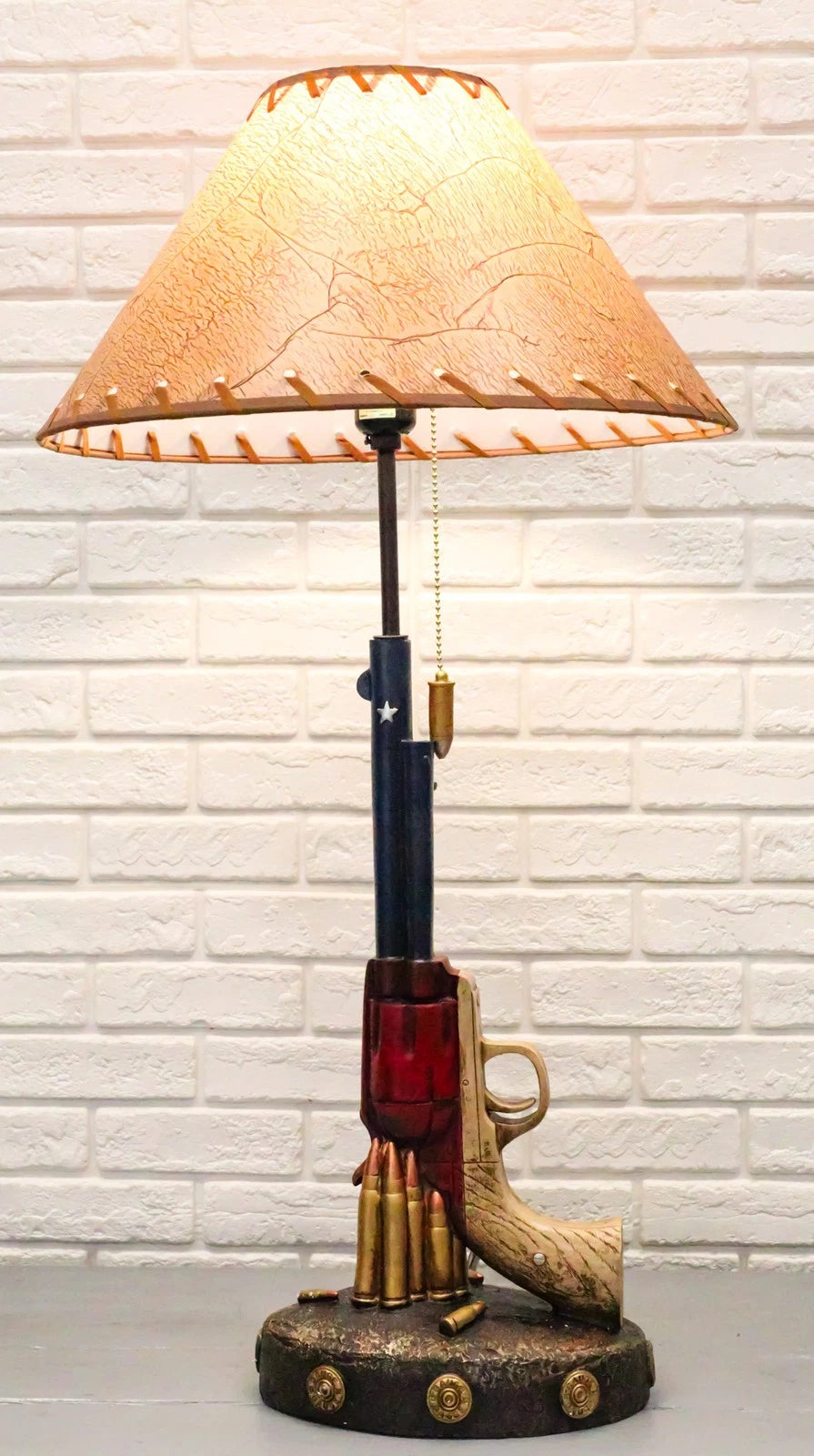 Western Star Texas Flag Six Shooter Pistol Gun With Bullets Desktop Table Lamp-1