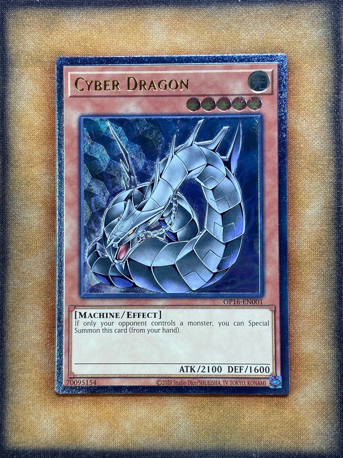 Yugioh Cyber Dragon OP16-EN001 Ultimate Rare NM