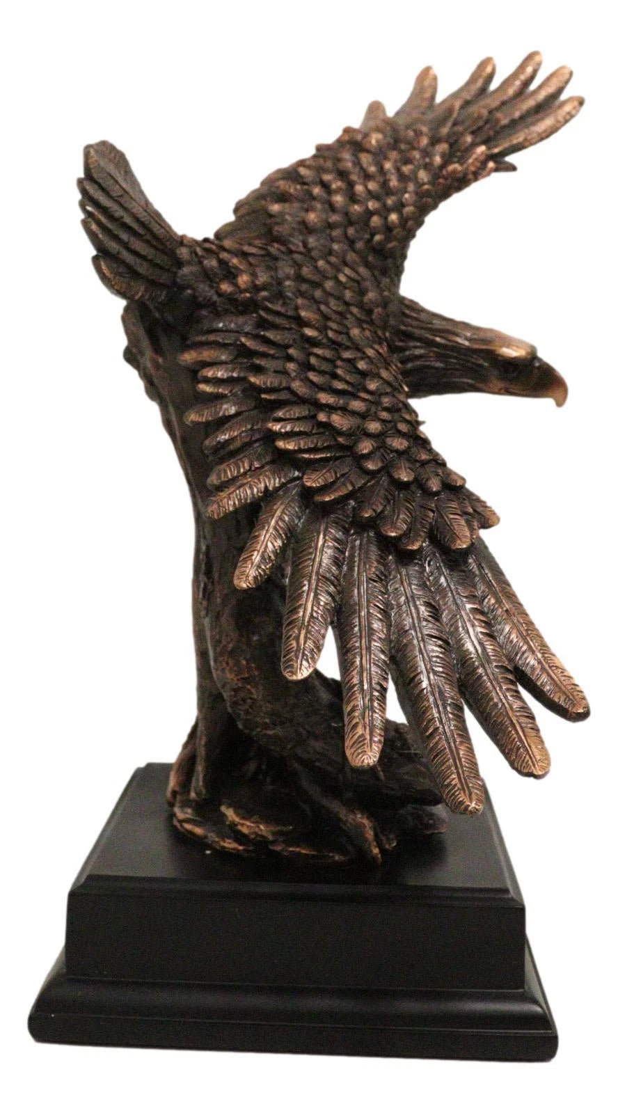 Figura de resina galvanizada de bronce de un águila calva americana volando con las alas abiertas-8