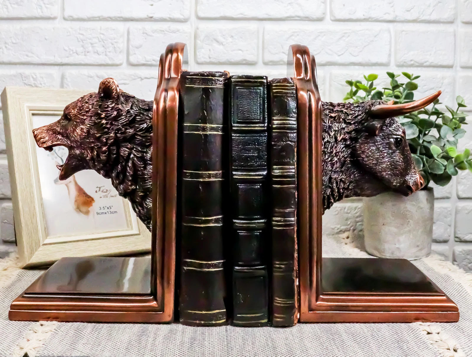 Wall Street Stock Market Bull VS Bear Bookends Bronze Electroplated Figurine-9