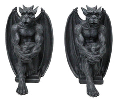 Conjunto de figuras de sujetalibros con gárgolas, centinelas y pedestales de la gárgola gótica de la noche-6