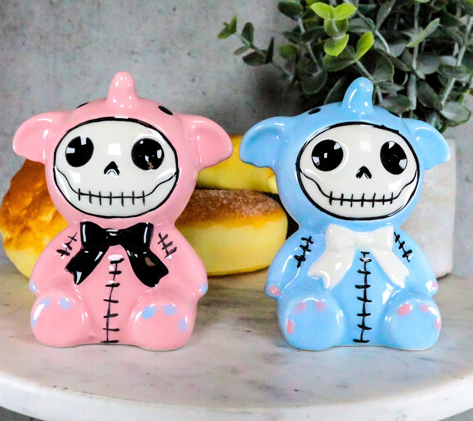 Furrybones Elephant Voodoo Skeleton Ceramic Salt And Pepper Shakers Set-5
