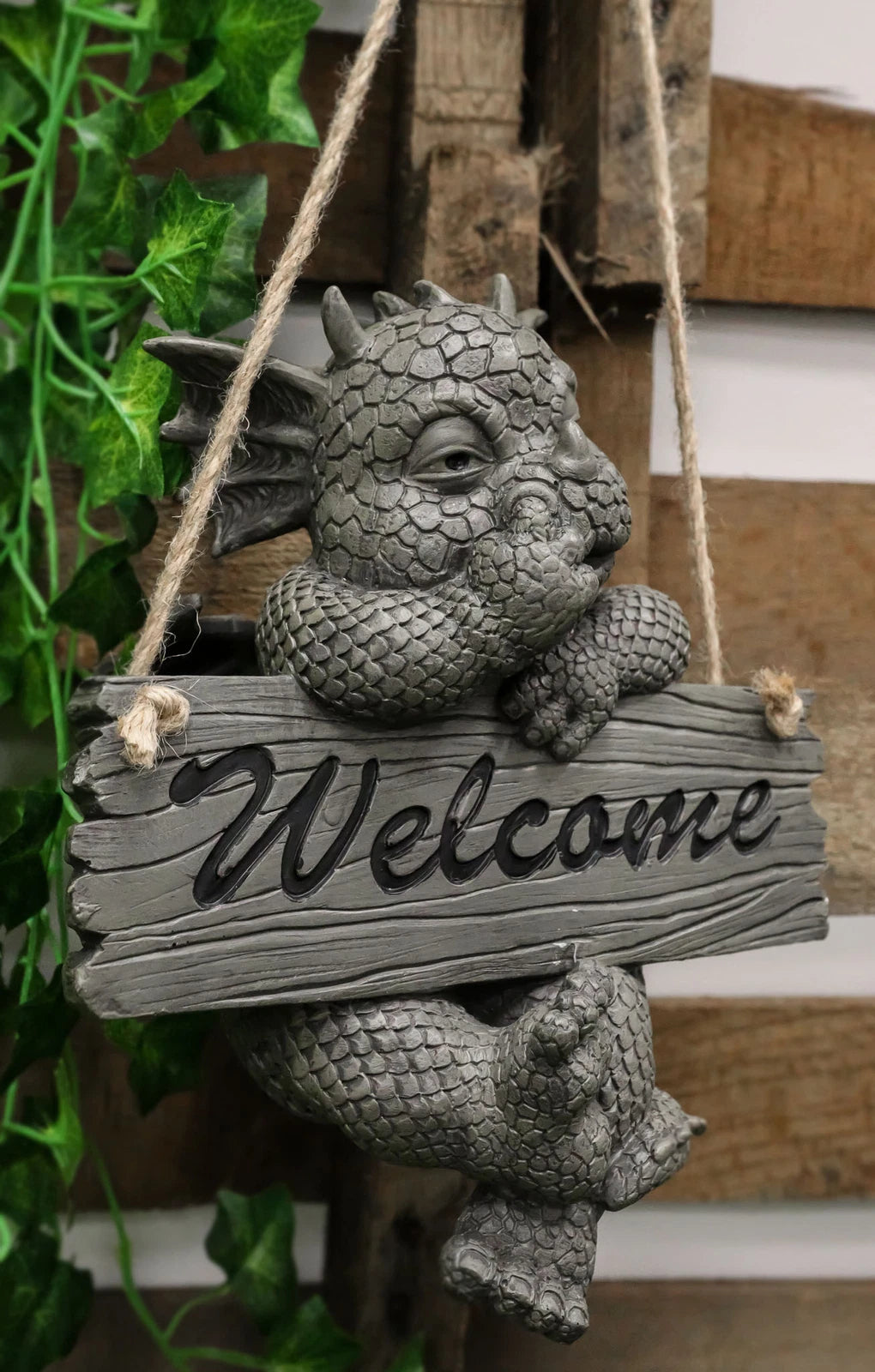 Jute Strings Hanging Welcome Garden Dragon Statue Nose Picker Wyrmling