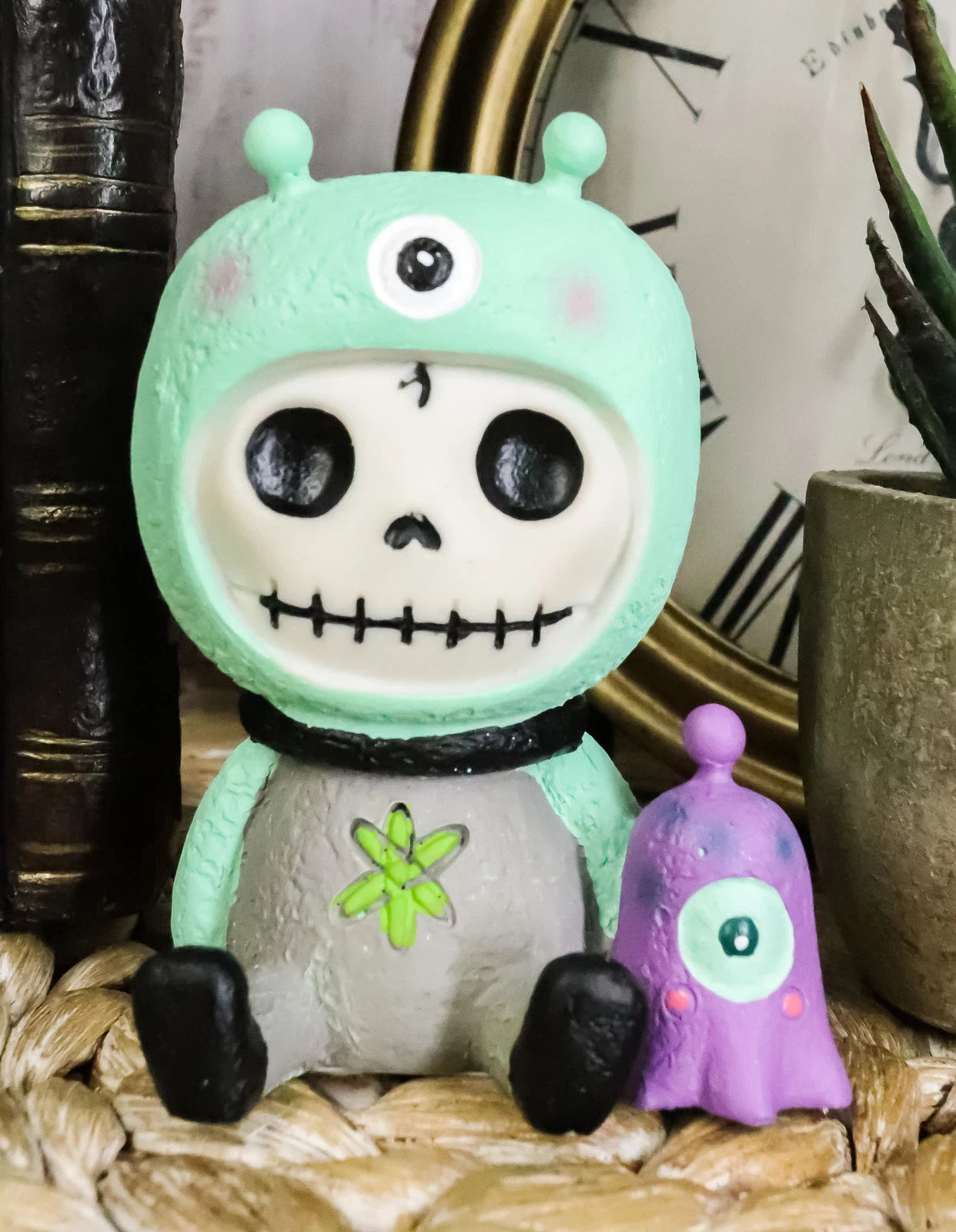 Furry Bones ET Zog Alien Skeleton Monster Collectible Figurine 3.25"H