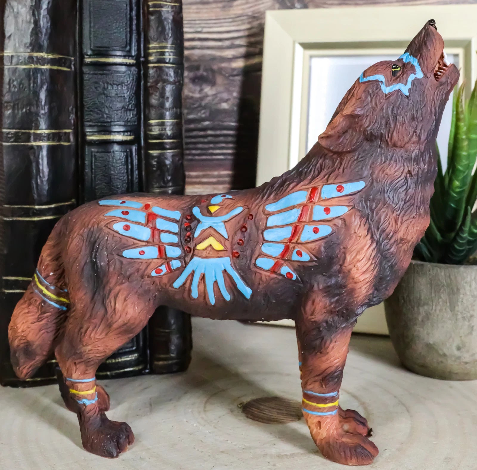 Eagle Vision Native Tribal Howling Wolf Totem Spirit Figurine Collection 6.25"L-1