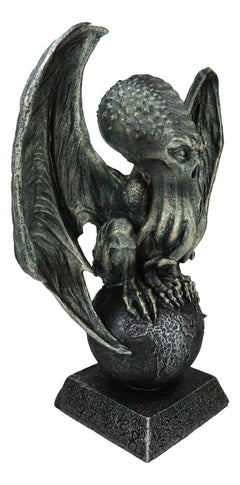 High Priest Great Old Ones Call of Cthulhu Sitting On Earth Globe Orb Figurine-5