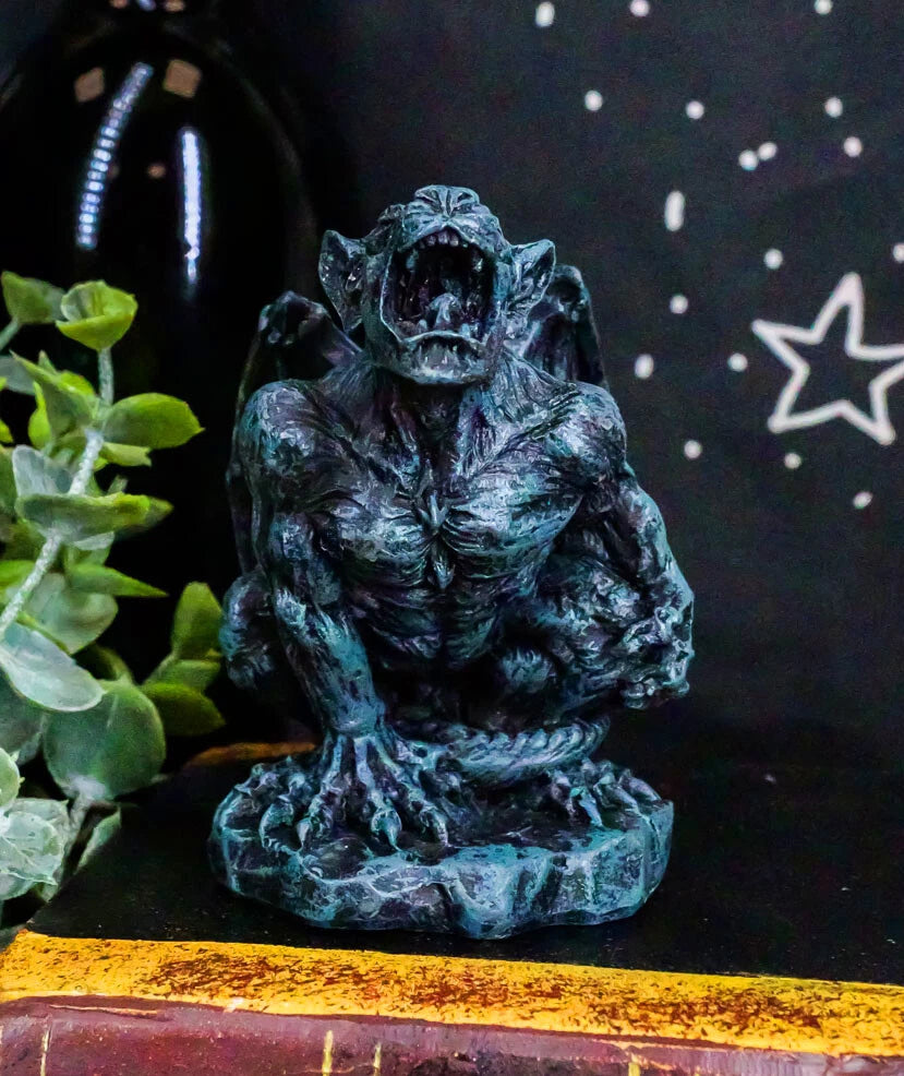 Howling Gothic Winged Werewolf Wolf Man Gargoyle Decorative Miniature Figurine-2