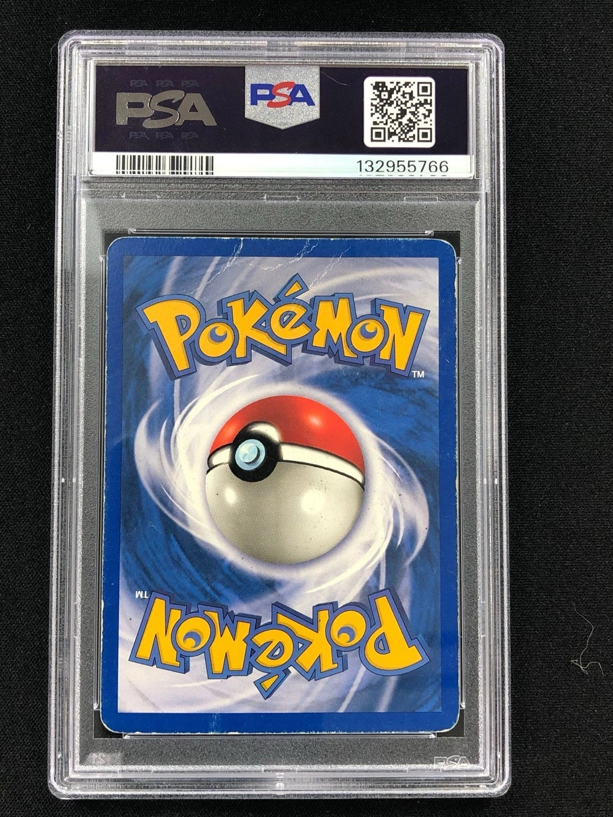 Pokemon 1999 Hitmonlee Holo Fossil 7/62 PSA 2-2