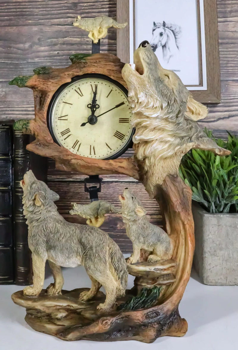 Howling Gray Wolves Family Table Clock with Pendulum 10.5" Height Decor-1
