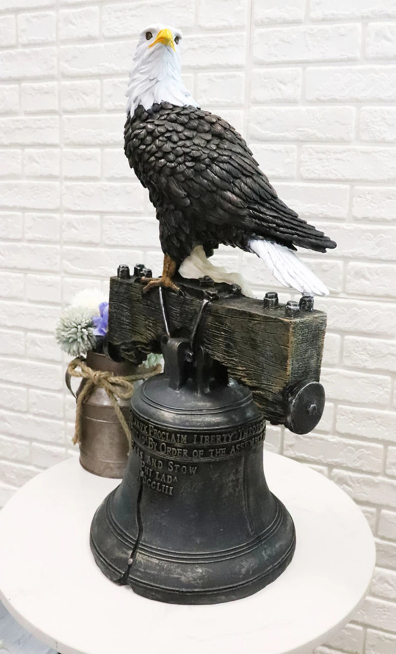 Estatua de la Campana de la Libertad del Águila Calva de la Gloria Patriótica Estadounidense del Día de la Independencia-5