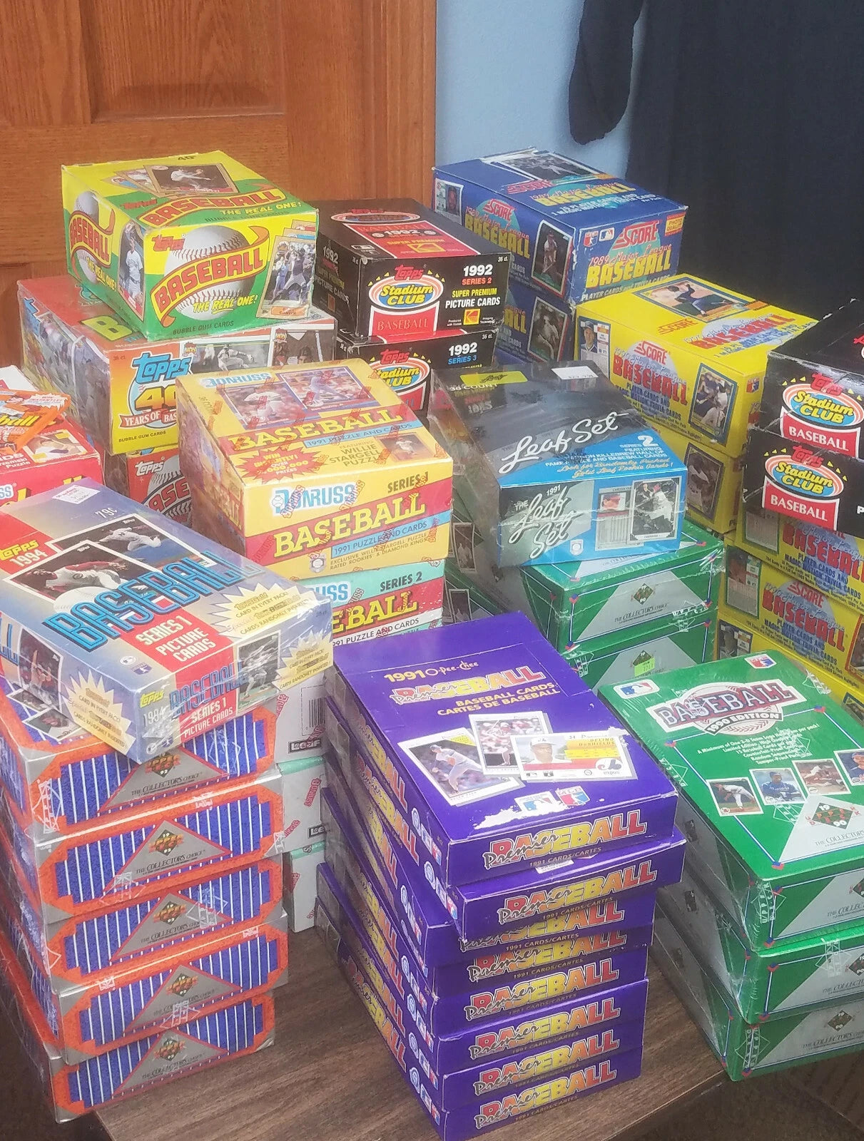 Unopened Lot Of 50 Old Baseball Cards In Wax Packs!