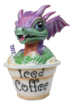 Café helado artesanal de Ruth Thompson con figura de dragón en taza de Sarah Wyrmling-6