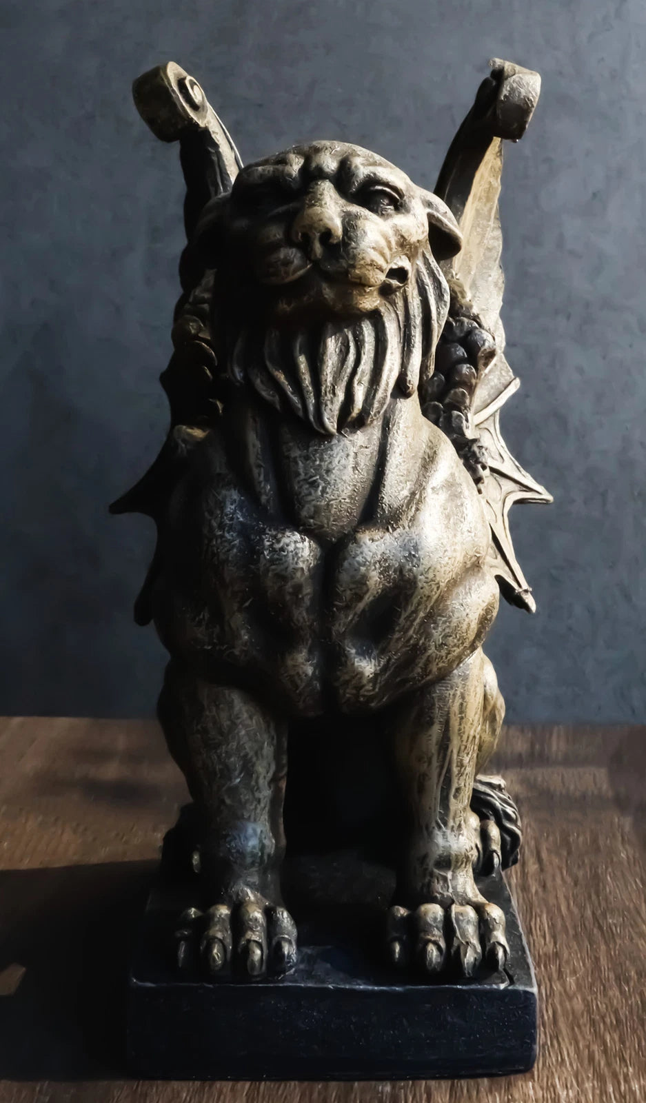 Lion Gargoyle with Griffin Wings Crouching On Pedestal Statue 6.5" Tall-7