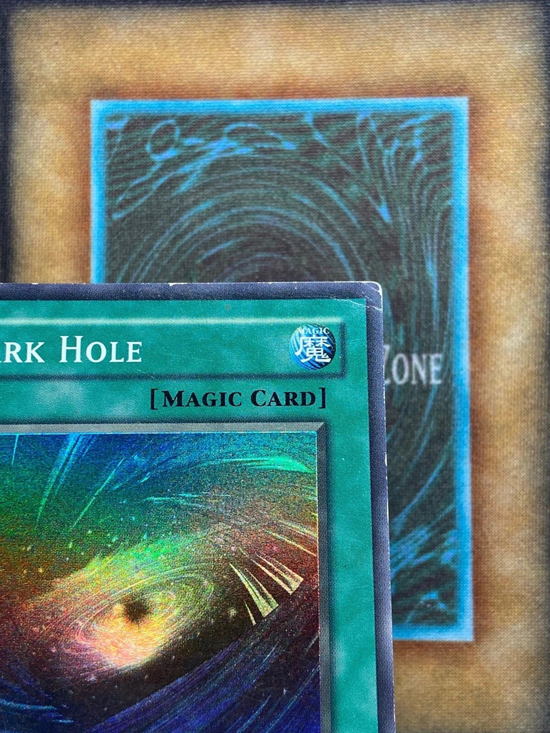 Yugioh Dark Hole LOB-052 Super Rare 1st Ed GLOSSY PRINT MP-2