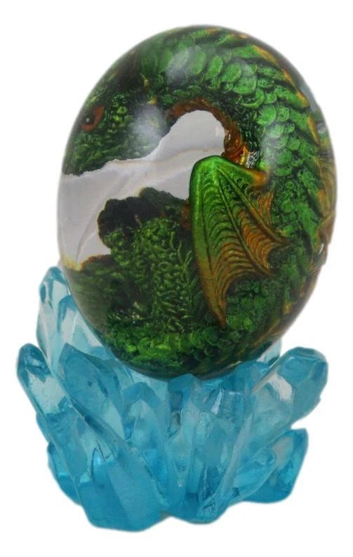 Huevo de dragón verde en vidrio acrílico con cristales de agua y bases de roca de lava LED.-7
