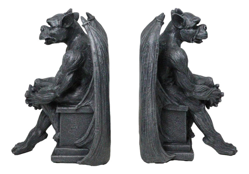 Conjunto de figuras de sujetalibros con gárgolas, centinelas y pedestales de la gárgola gótica de la noche-8