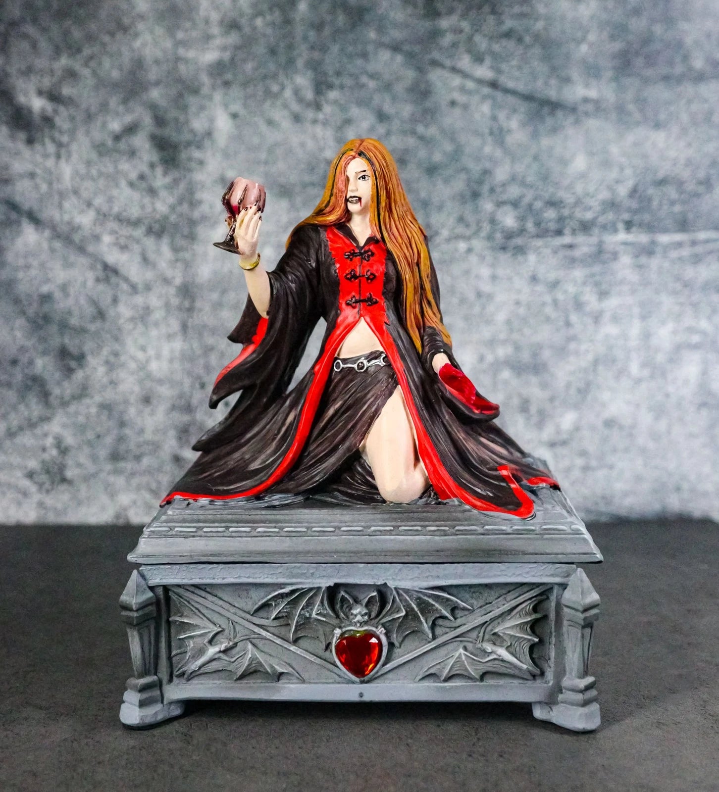 Caja decorativa de joyería con cáliz de sangre de vampiro gótica de luna de sangre-1