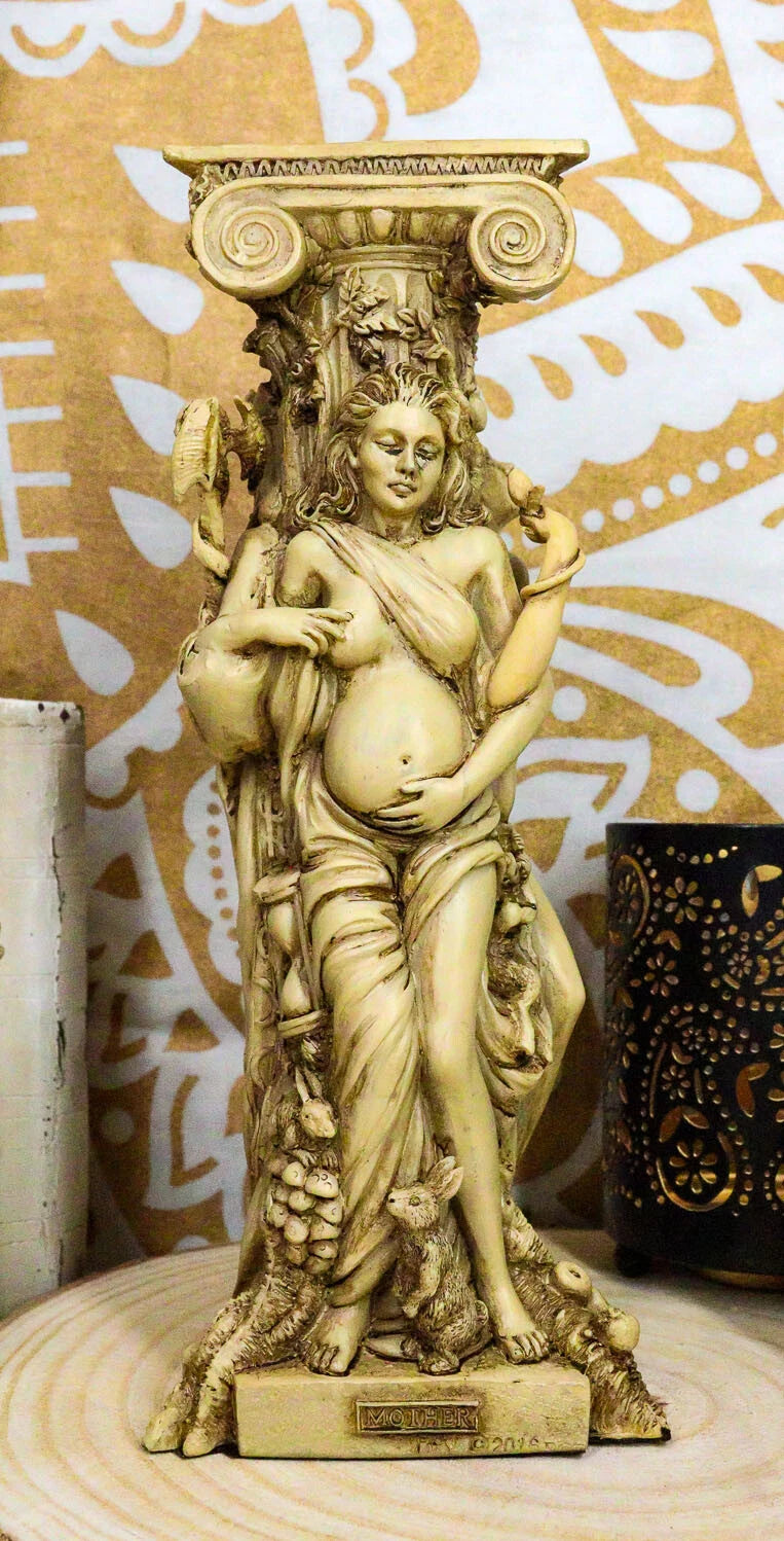 Candelabro pagano wiccano con la triple diosa celta, doncella madre y anciana