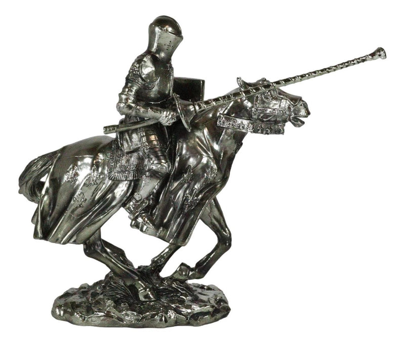 Estatua de caballero en armadura medieval en justas a caballo Torneo medieval-8