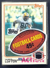 1982 Topps Football Unopened Cello Pack-1