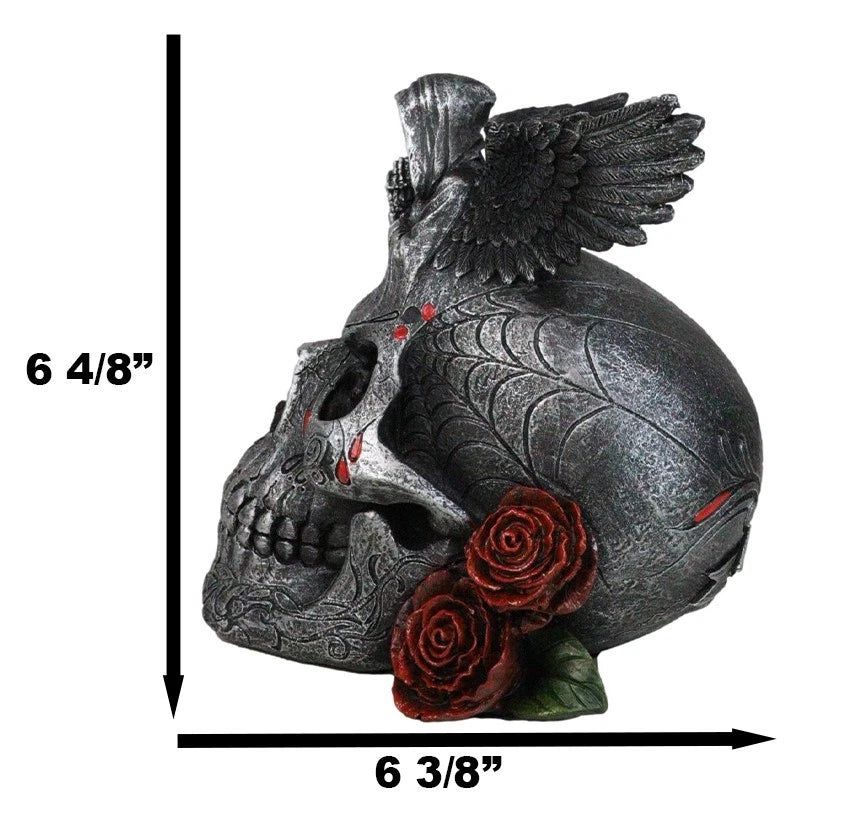 Figura de ángel de la muerte con esqueleto de la Parca rezando sobre una calavera tribal con rosas rojas-7