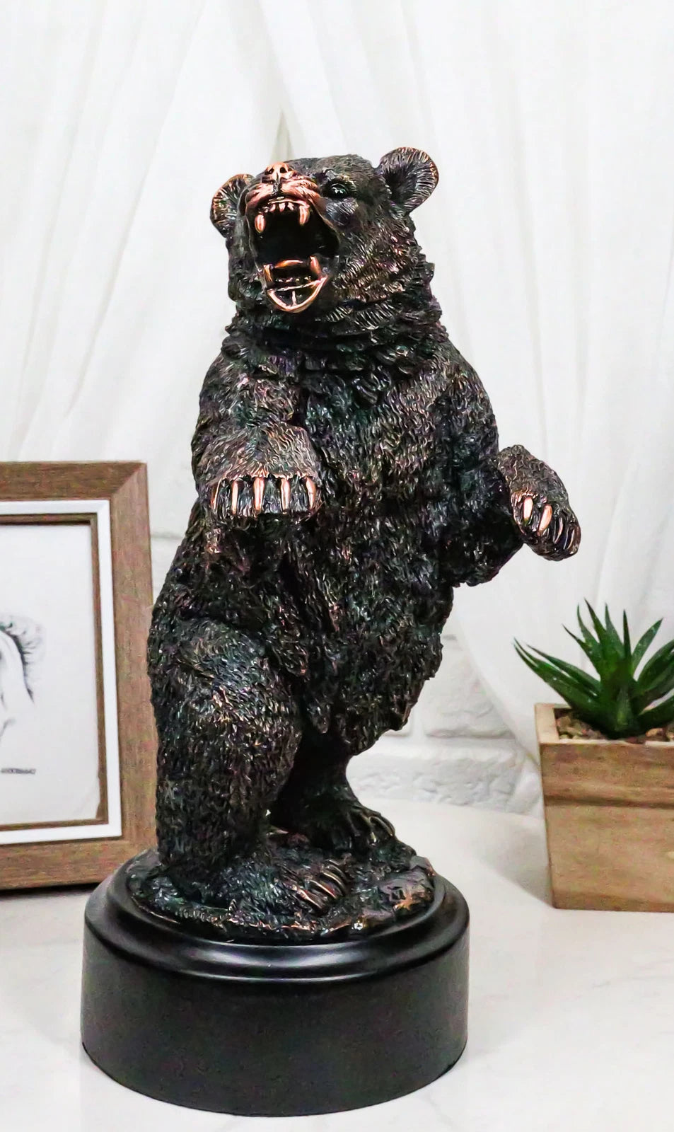 Estatua decorativa de resina galvanizada de bronce rugiente de oso negro occidental sobre sus patas traseras-10