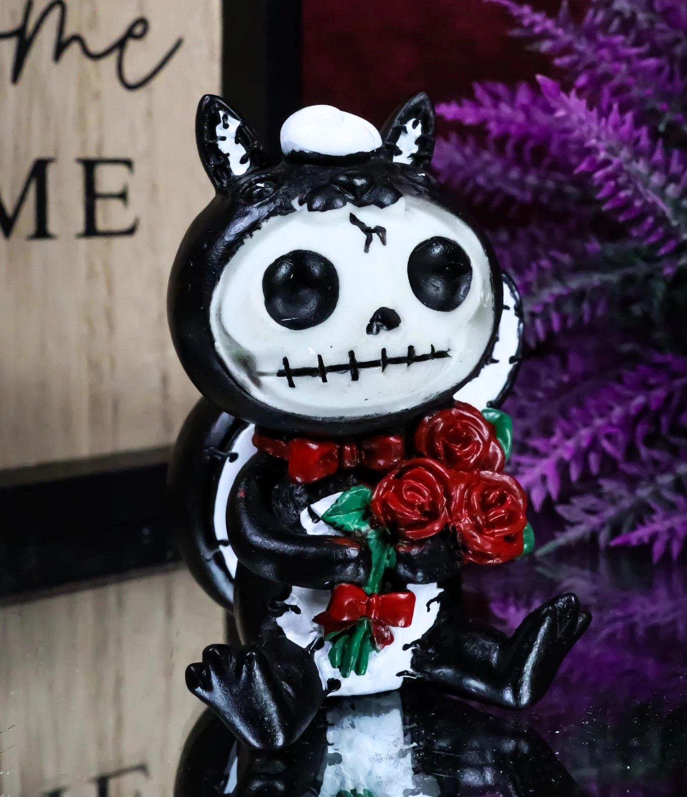 Furrybones Valentines Odo The Skunk Red Roses Skeleton Monster Ornament Figurine-2