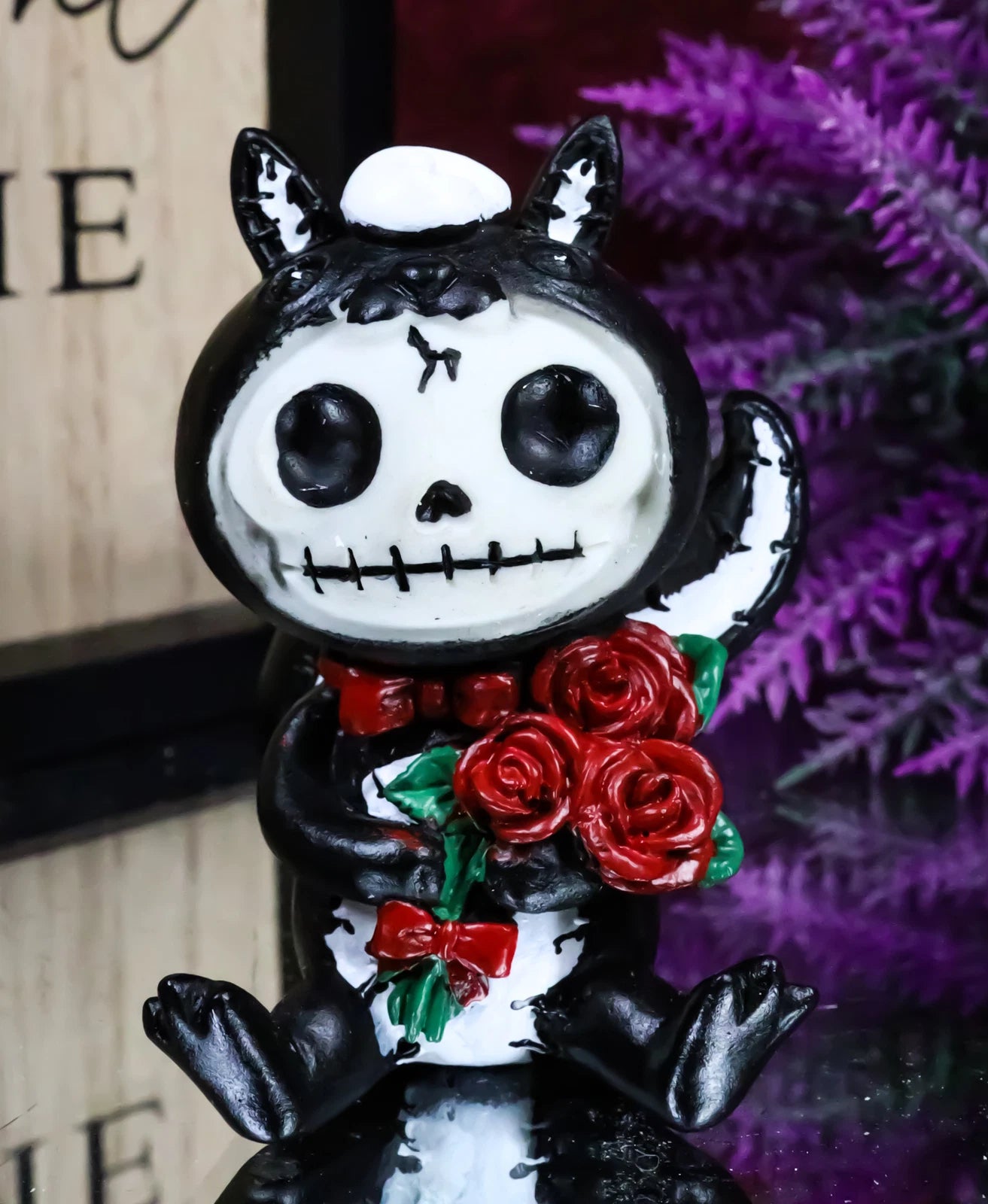 Furrybones Valentines Odo The Skunk Red Roses Skeleton Monster Ornament Figurine-3