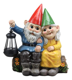 Estatua grande de gnomos de Sr. y Sra. en un tronco de árbol con luz LED solar, 34 cm de alto-9