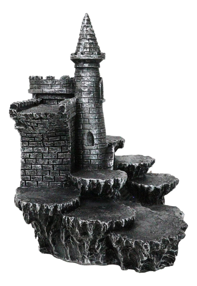 Expositor de castillo medieval de Stonewall con figura LED en las estepas rocosas-9