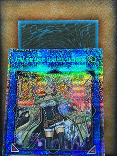 Yugioh Lyna The Light Charmer, Lustrous LIOV-EN049 Starlight Rare 1st Ed NM-2