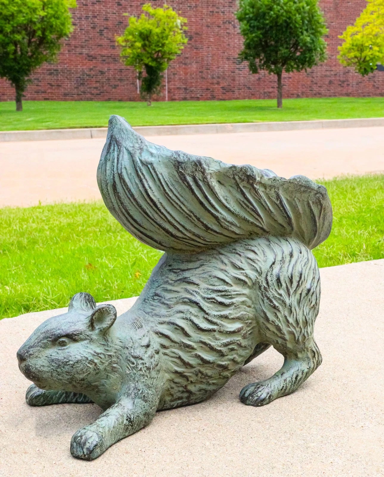 Aluminum Whimsical Crouching Bushy Tailed Squirrel Bird Feeder Garden Statue-2